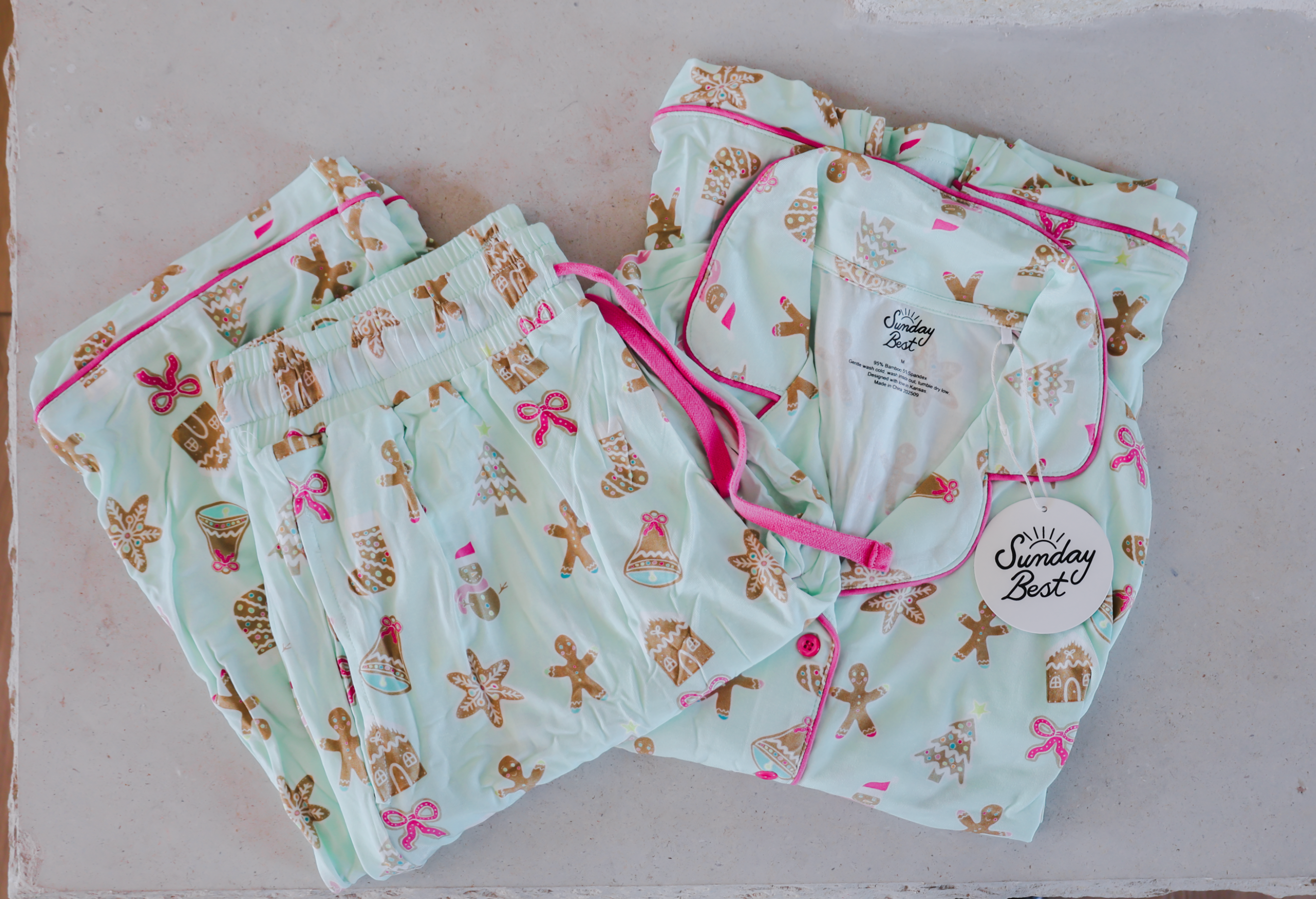 Baking Spirits Bright Women's Set